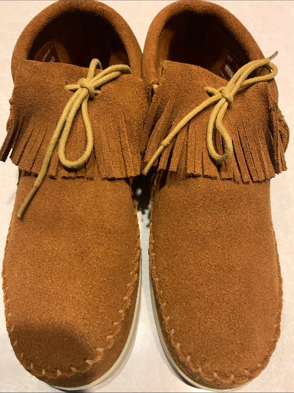 Minnetonka Suede Fringe Moccasins in Chestnut Size 7.5